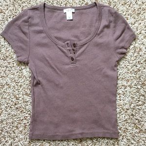 Cap sleeve button-down crop top